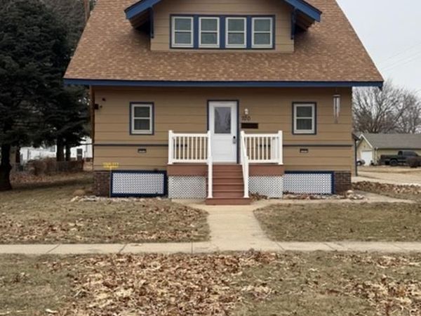 700 4th St, Battle Creek, IA 51006