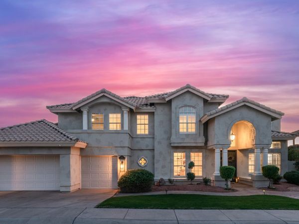 1467 E AMBERWOOD Drive, Phoenix, AZ 85048