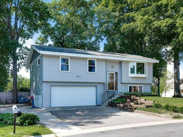 5079 Woodridge Road, Mound, MN 55364