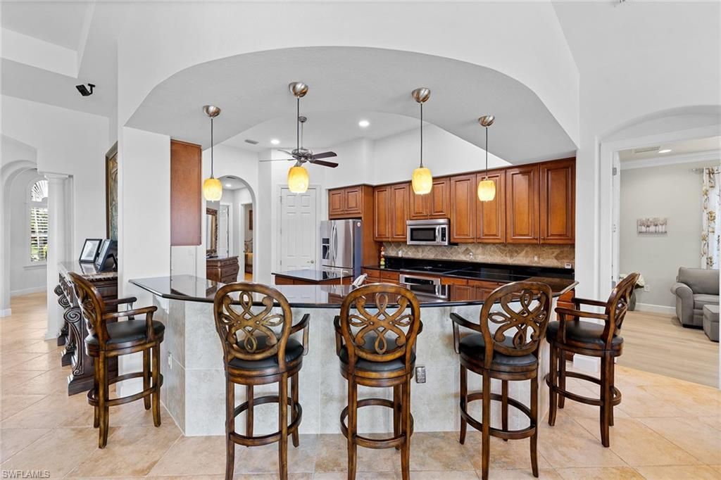 12137 Wicklow Ln, Naples, FL 34120 Photo