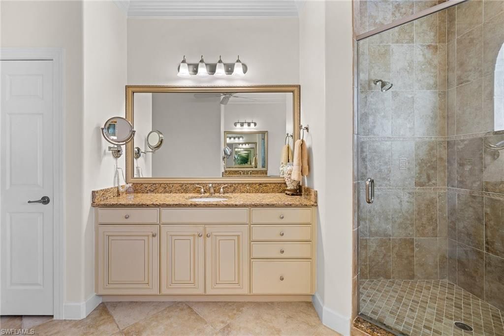 12137 Wicklow Ln, Naples, FL 34120 Photo
