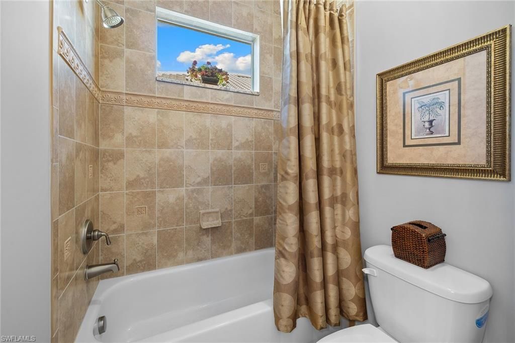 12137 Wicklow Ln, Naples, FL 34120 Photo