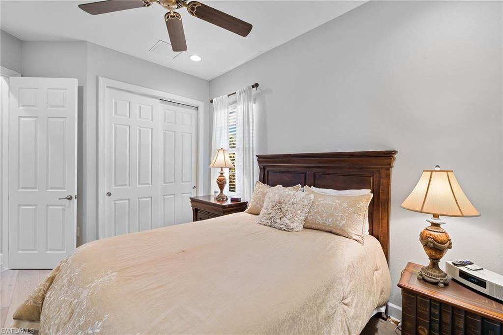 12137 Wicklow Ln, Naples, FL 34120 Photo