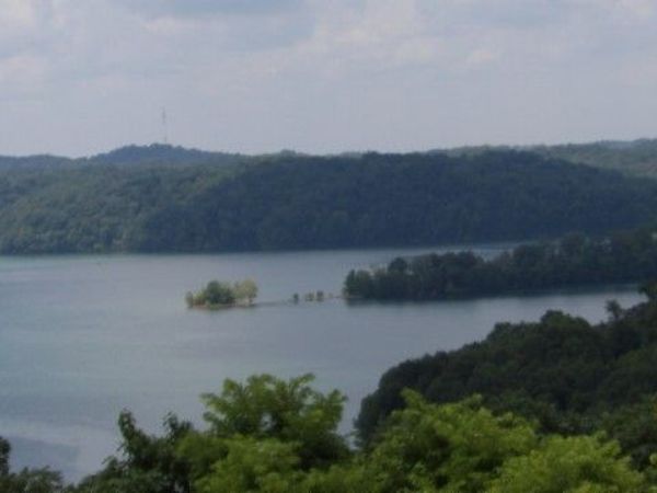 4 F Trout Lane , Hilham, TN 38568