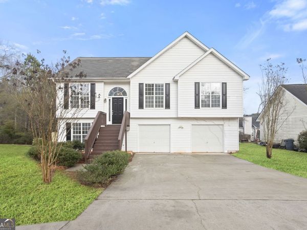 6608 Chesepeake Trail, Rex, GA 30273