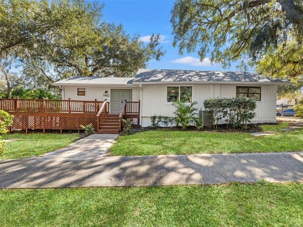 1402 HILTON PLACE, TAMPA, FL 33604