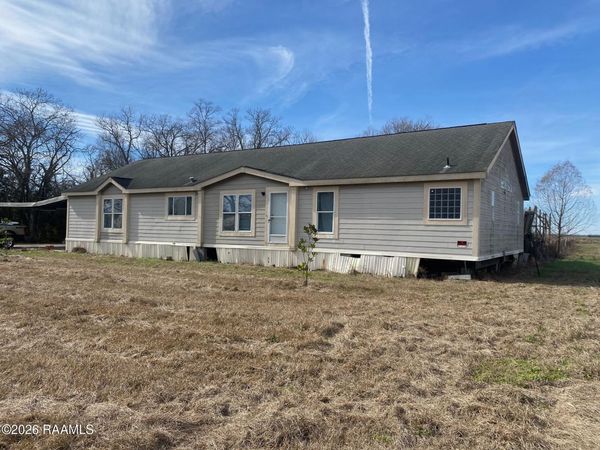 175 Saint James Avenue , Opelousas, LA 70570