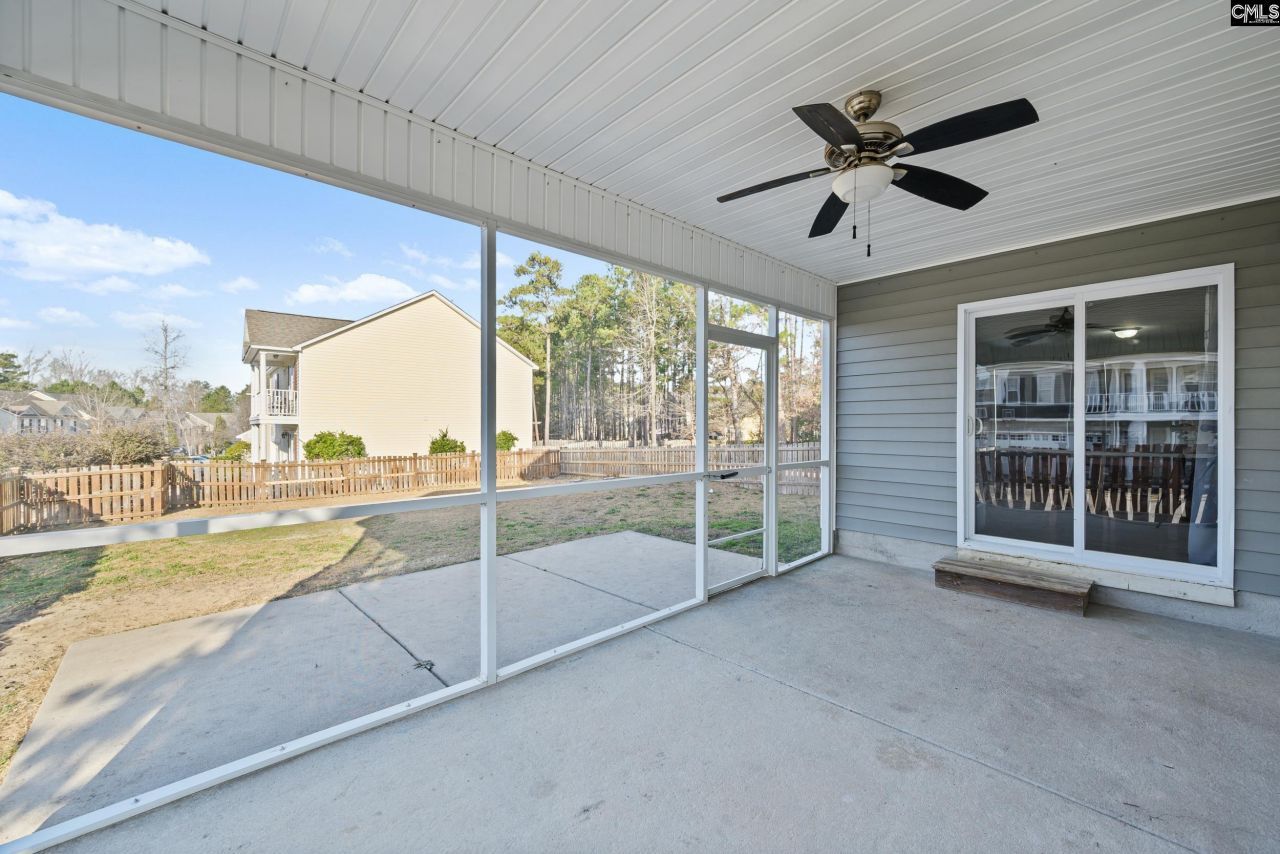 492 Denman Loop Photo 20