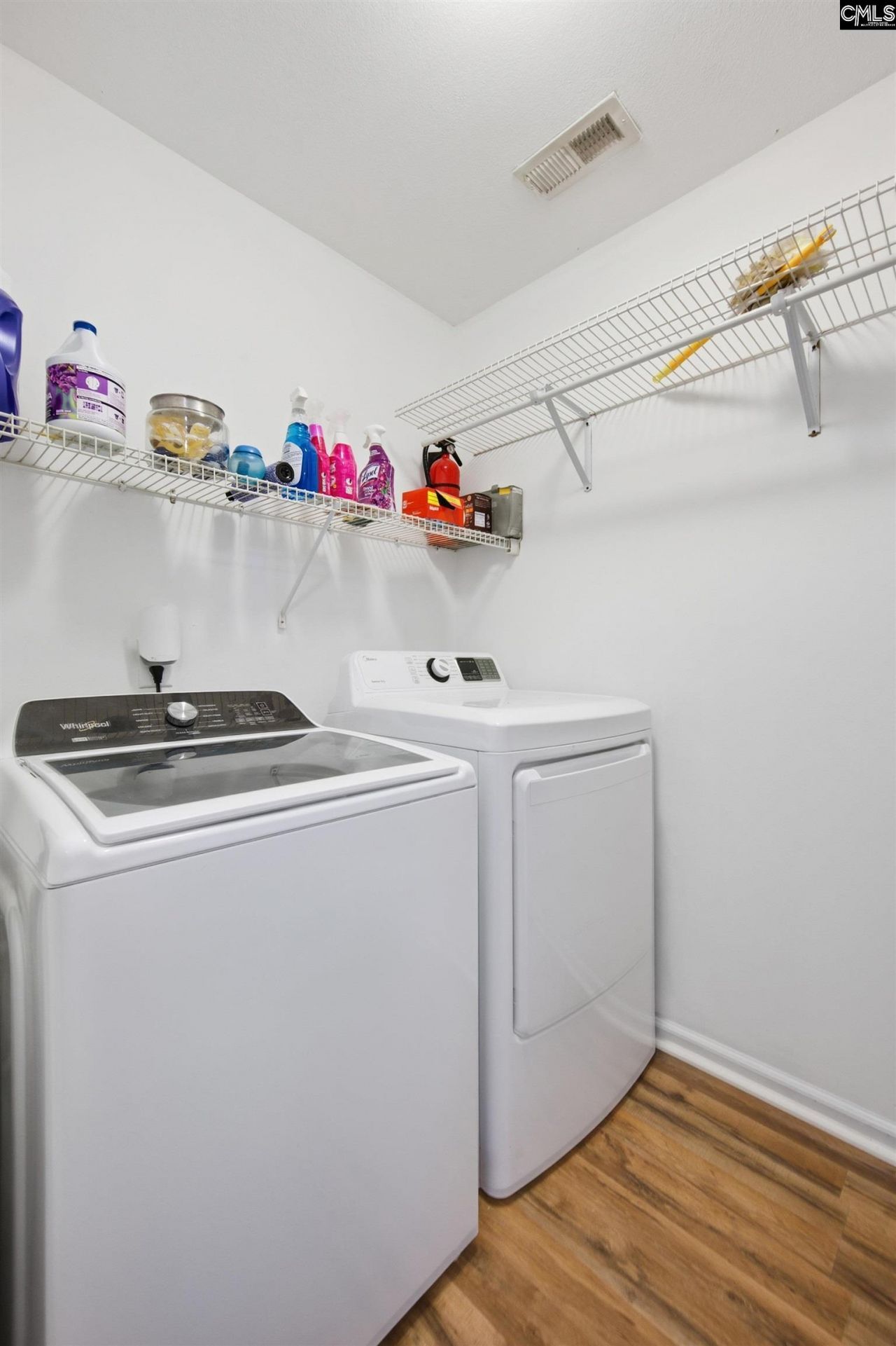 492 Denman Loop Photo 23