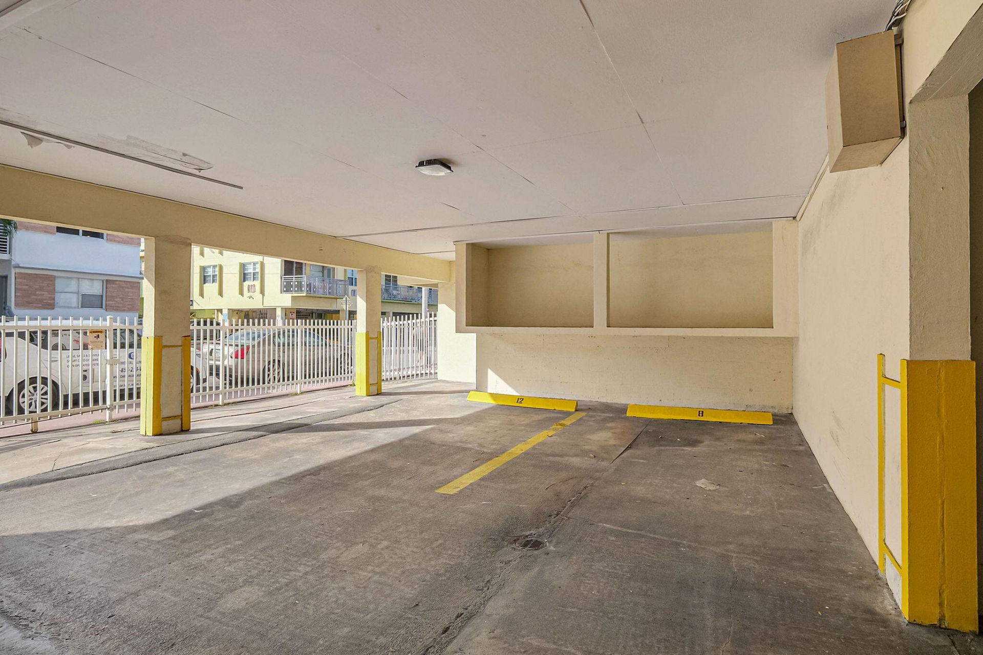 900 Euclid Avenue, Unit 8, Miami Beach, FL 33139 Photo