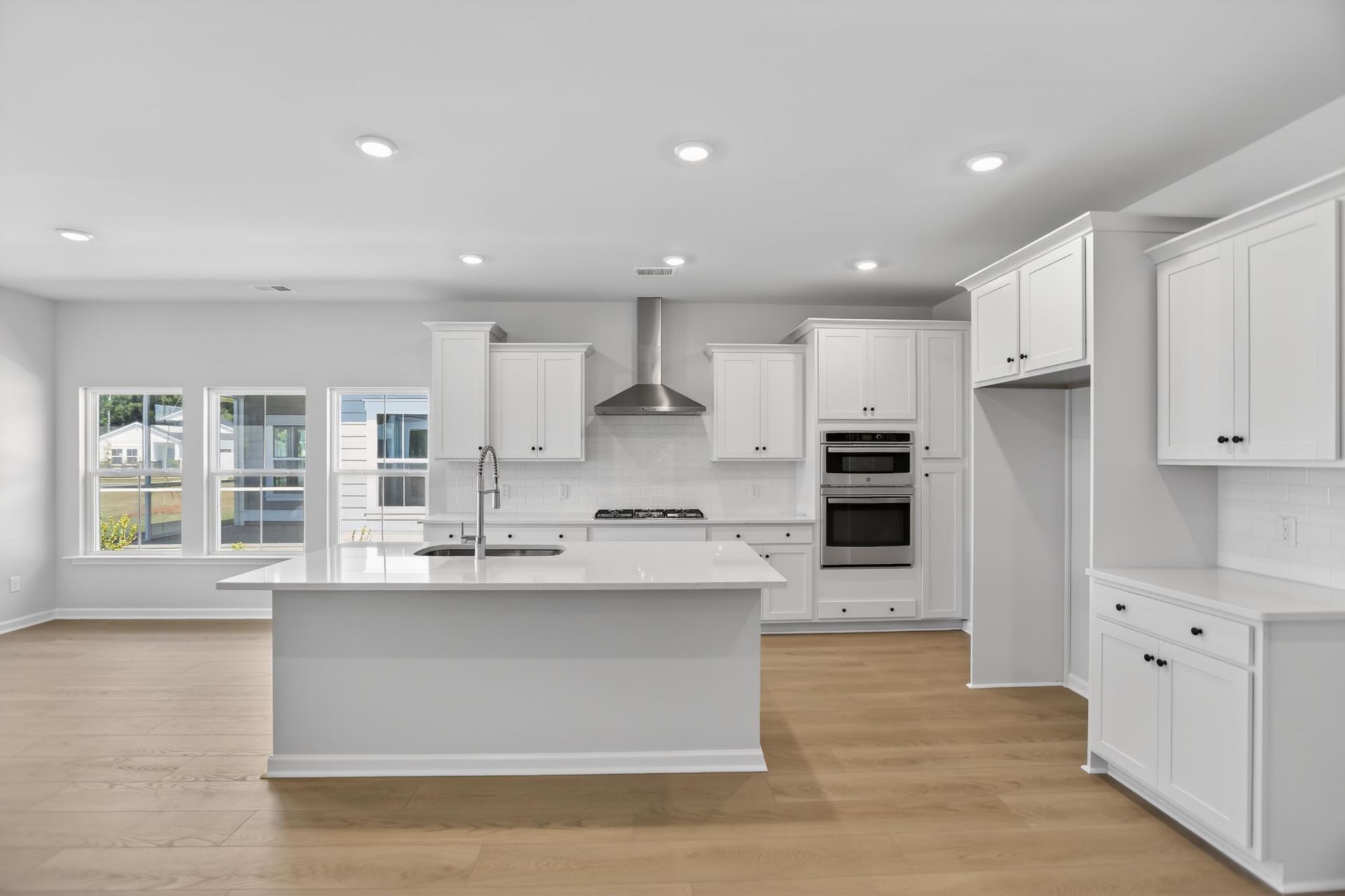 105 Norses Bay Court Photo 4