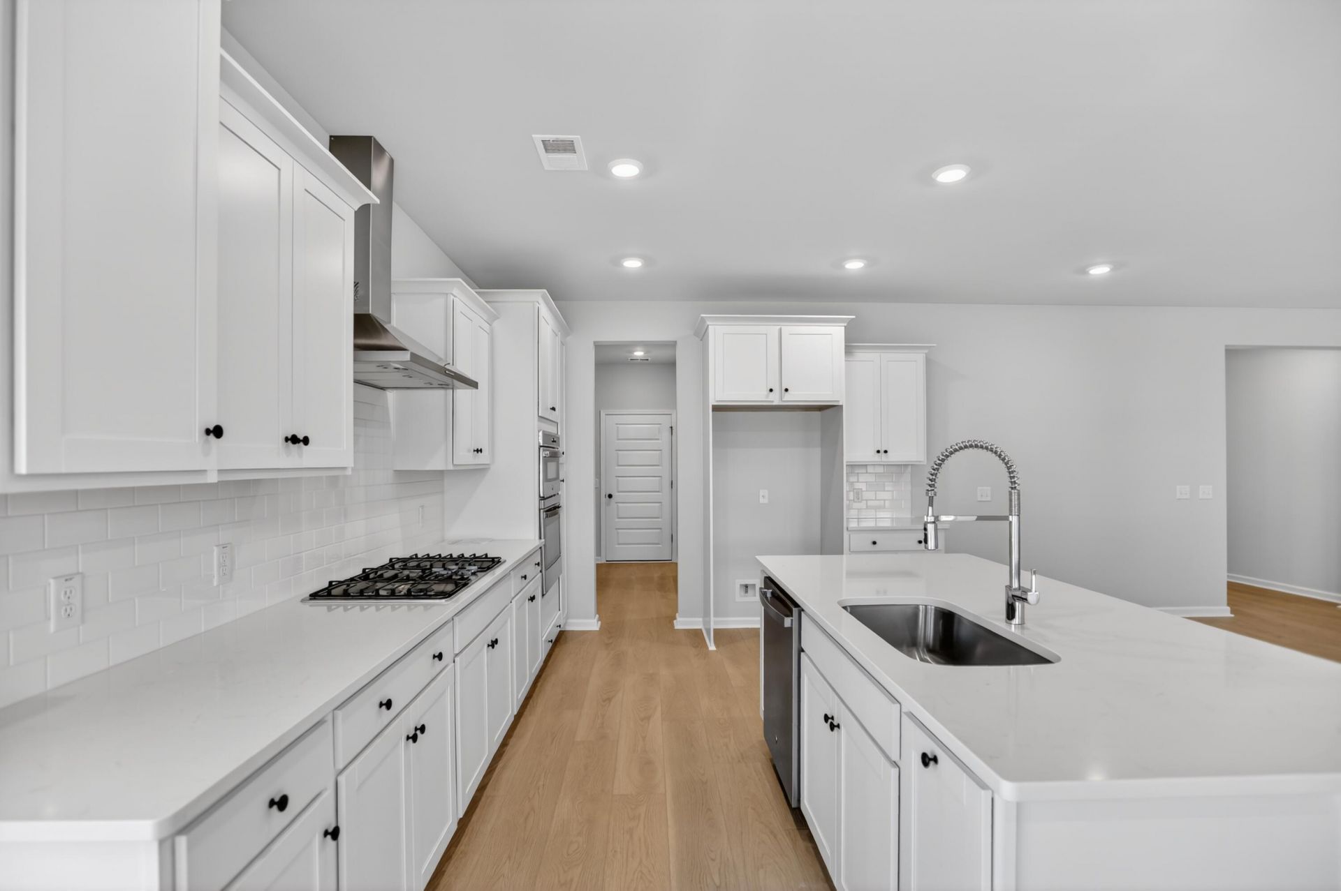 105 Norses Bay Court Photo 6