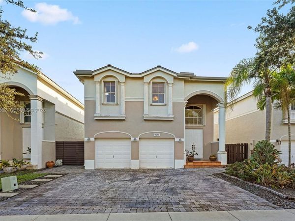11258 NW 47th Ln , Doral, FL 33178