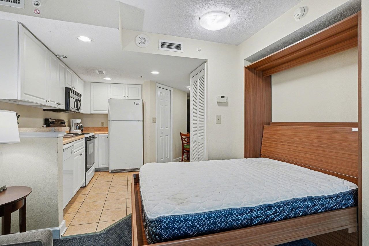 2501 S Ocean Blvd.  Photo 6