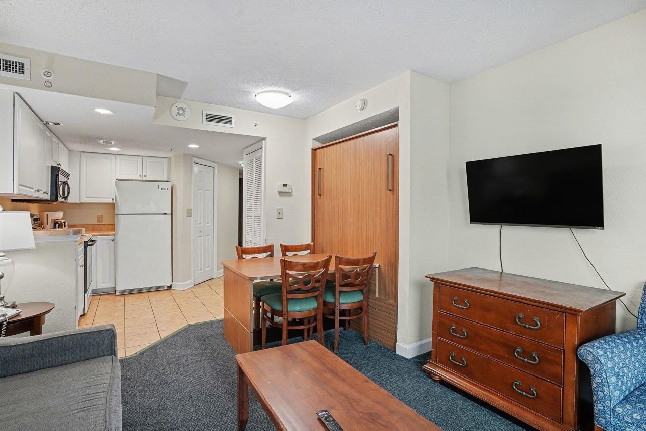 2501 S Ocean Blvd.  Photo 8