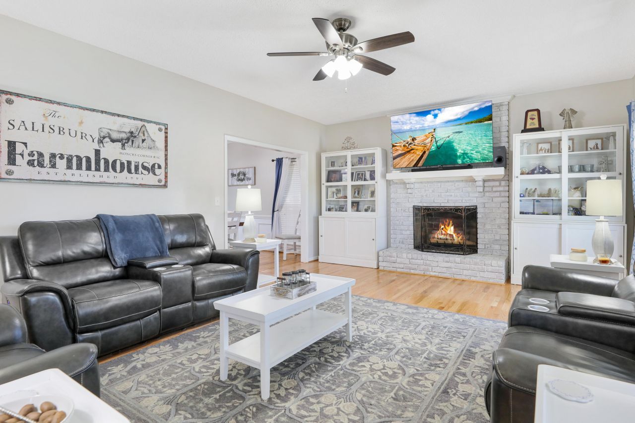 1109 Hollybrooke Drive Photo 10