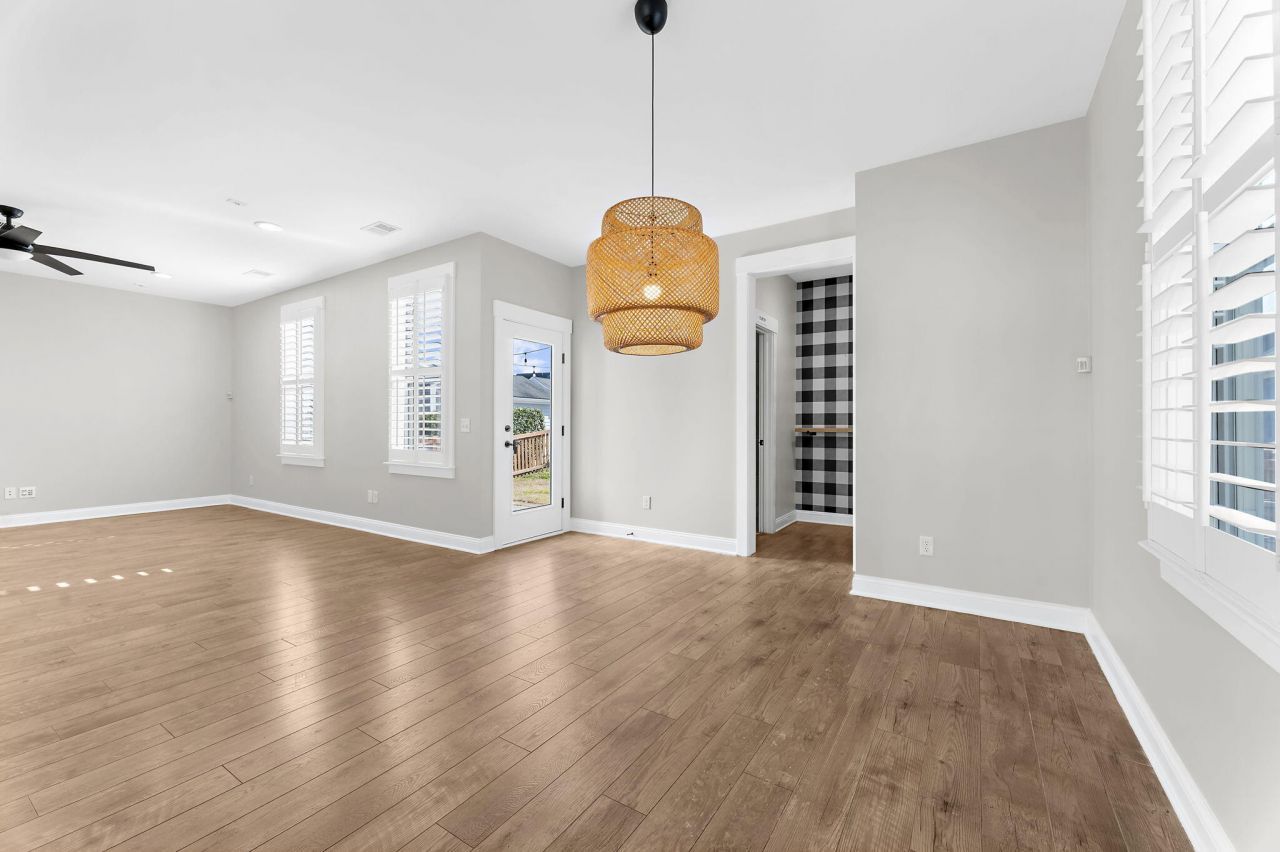 1718 Winfield Way Photo 22