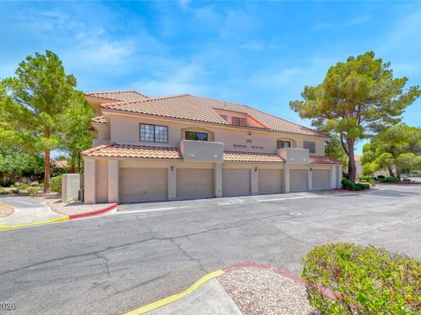 2605 S Durango Drive, Unit 202, Las Vegas, NV 89117