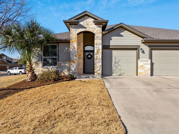 1701 Logan DR, Unit 32, Round Rock, TX 78664