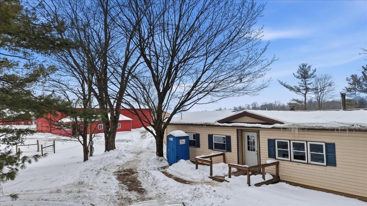 7789 New Delaware Road, Mount Vernon, OH 43050 Main Photo