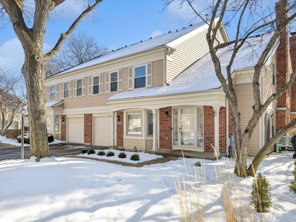 2454 E HUNTER Drive, Arlington Heights, IL 60004