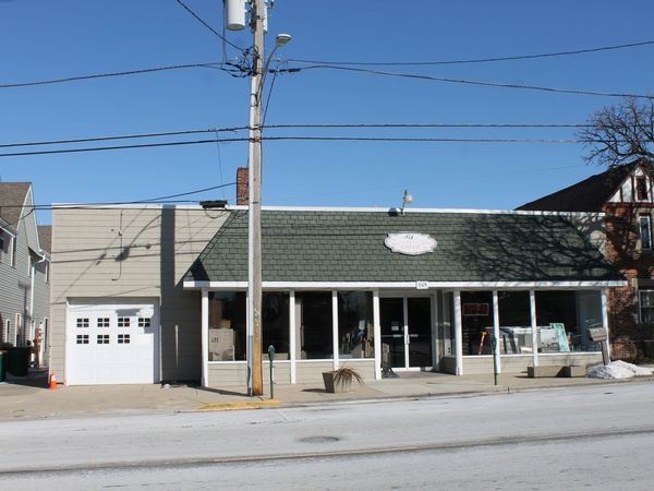 325 W Elm Street, Sycamore, IL 60178