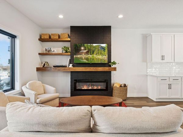 6331 16th Avenue S, Richfield, MN 55423