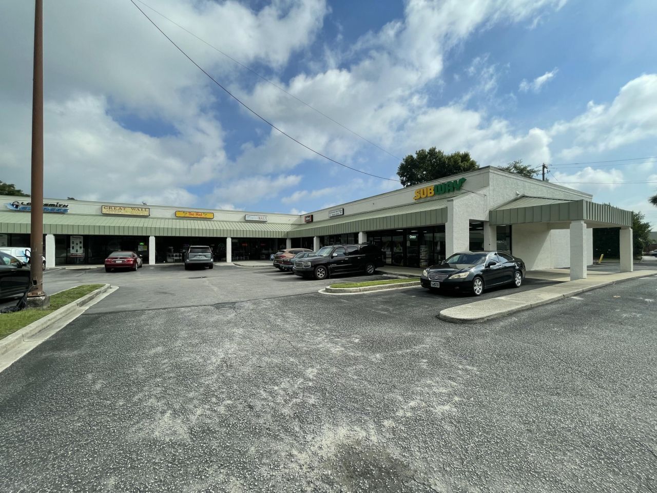 2000 Mcmillan Avenue Photo 5