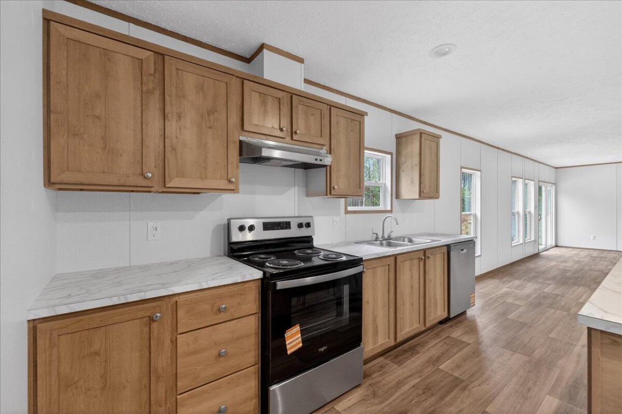 212 Saturn Lane Photo 17