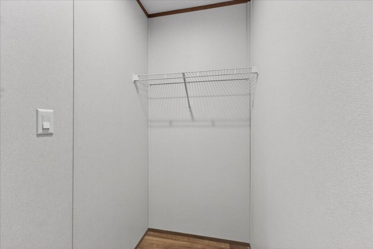 212 Saturn Lane Photo 26