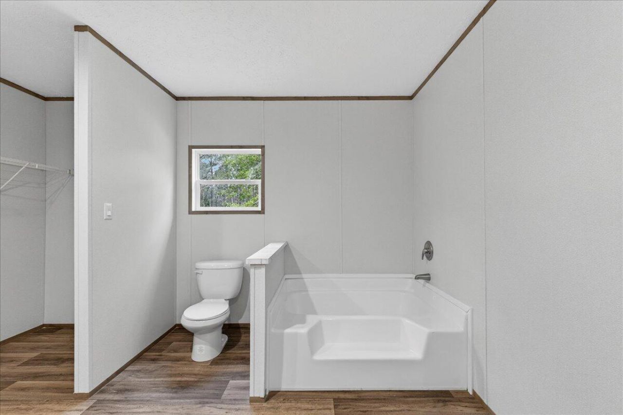 212 Saturn Lane Photo 34