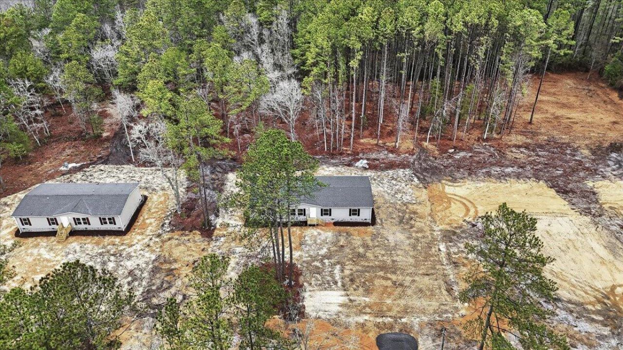 212 Saturn Lane Photo 46