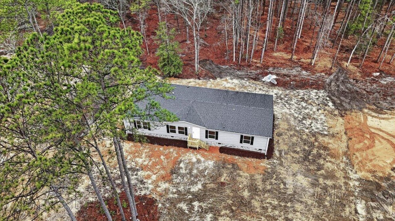 212 Saturn Lane Photo 8