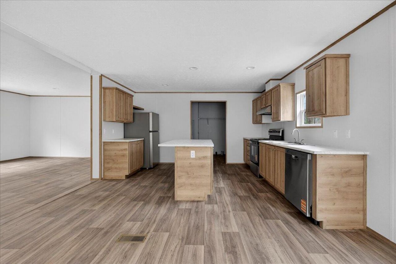 224 Cripple Creek Lane Photo 10