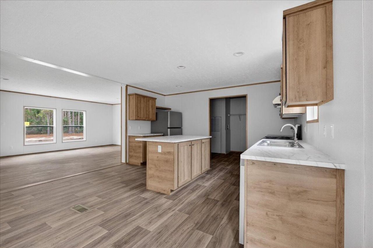 224 Cripple Creek Lane Photo 11