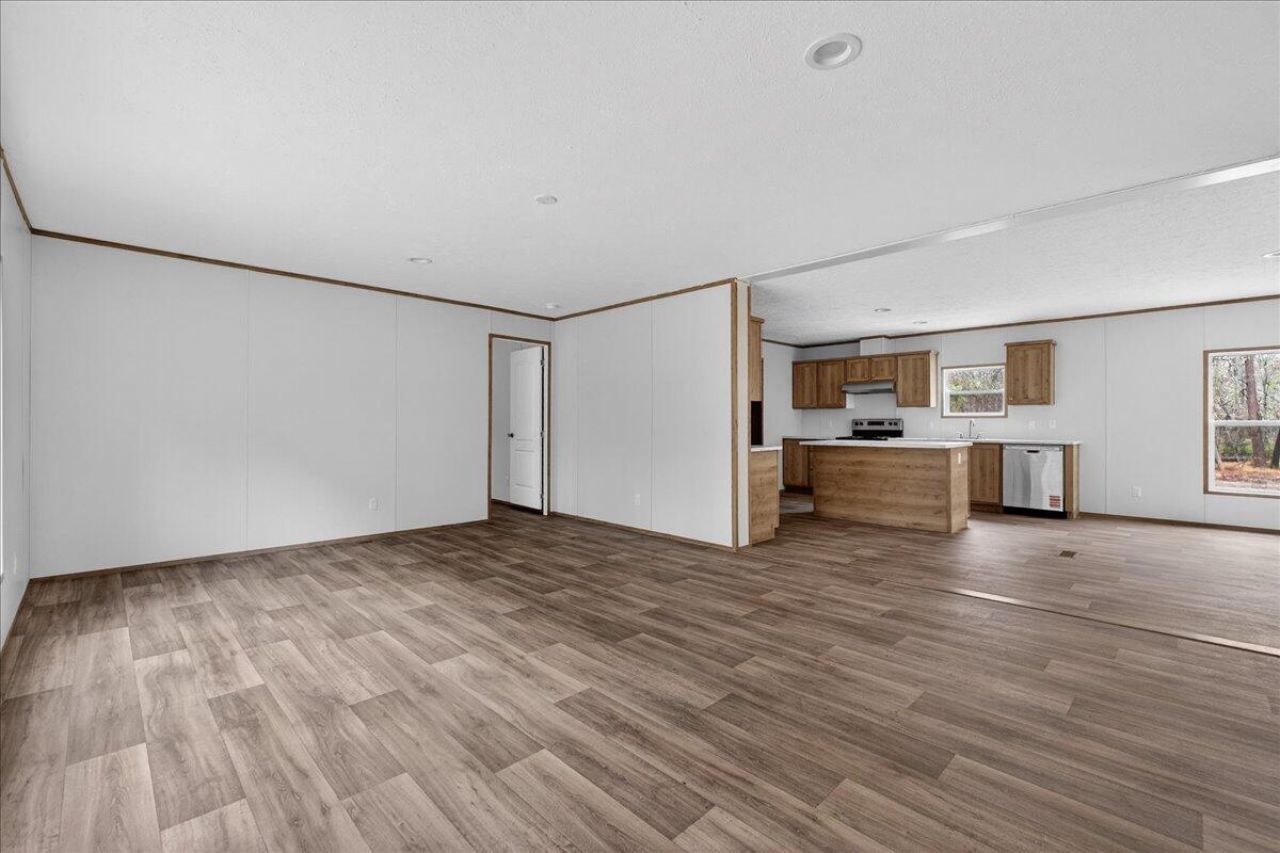 224 Cripple Creek Lane Photo 7