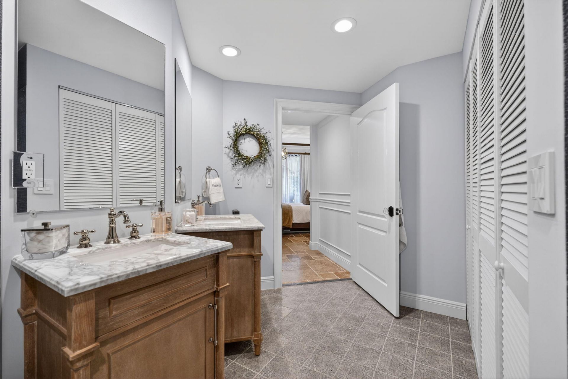 100 Uno Lago Drive, Unit 103, Juno Beach, FL 33408 Photo