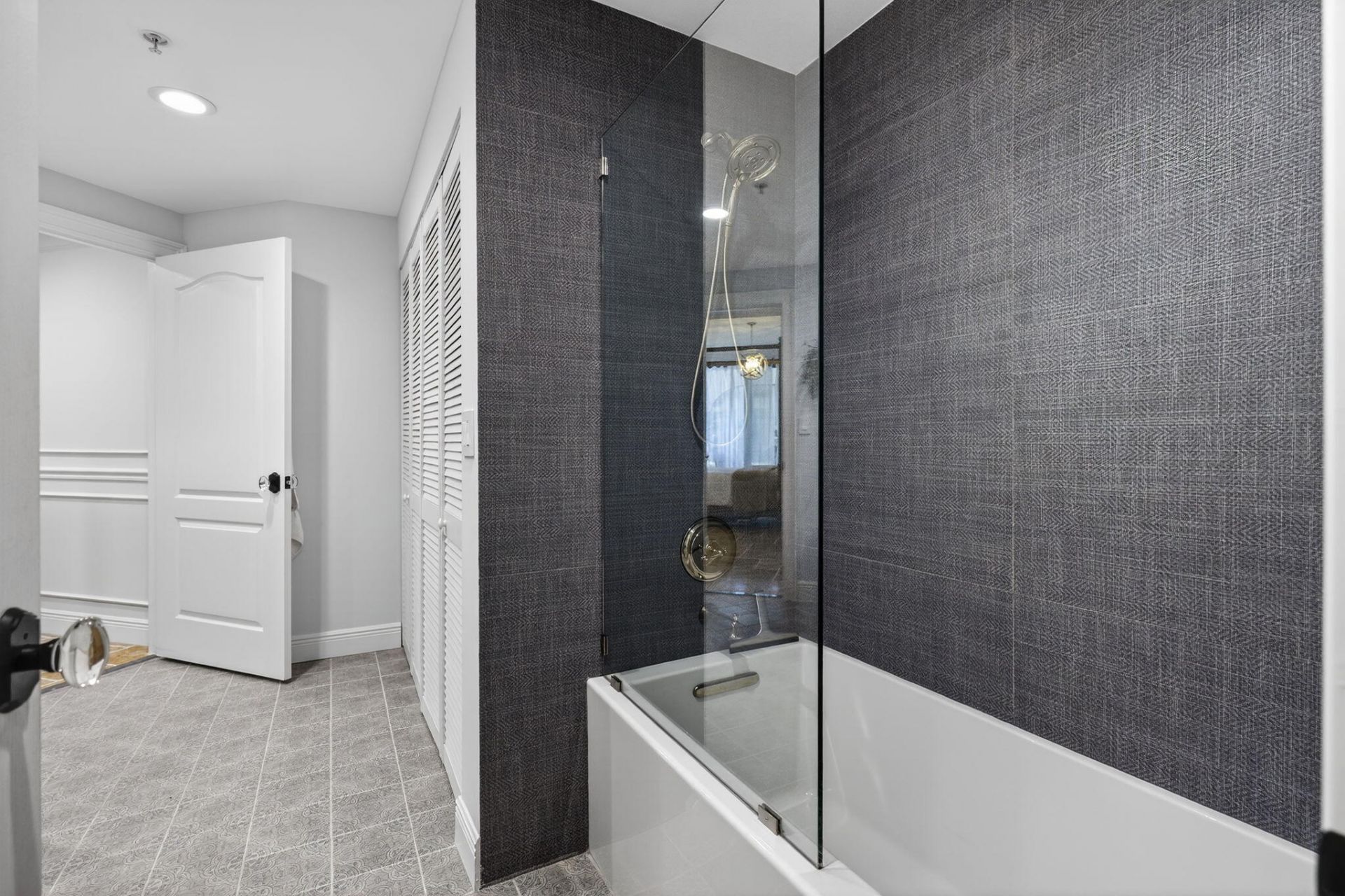 100 Uno Lago Drive, Unit 103, Juno Beach, FL 33408 Photo