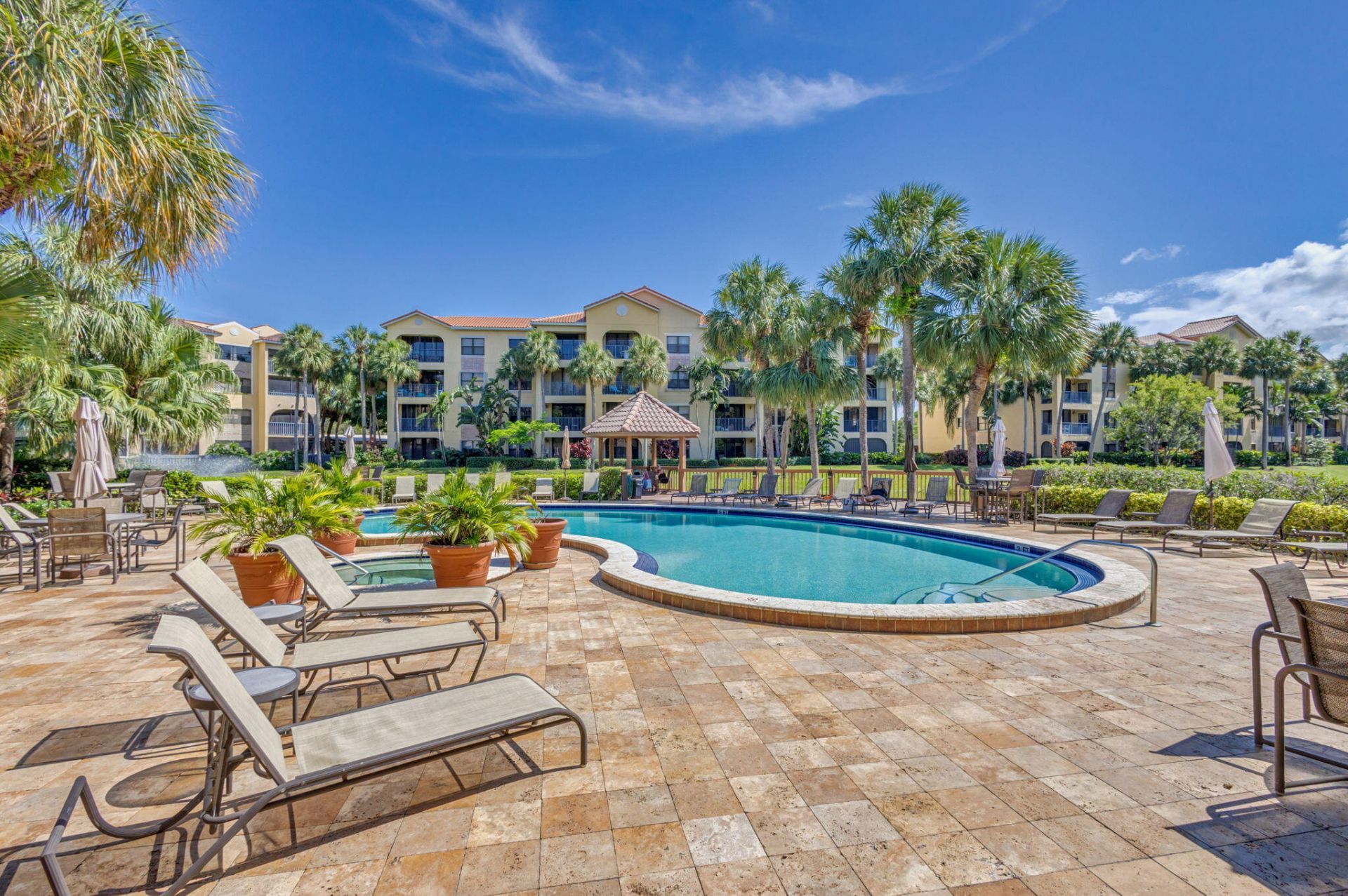 100 Uno Lago Drive, Unit 103, Juno Beach, FL 33408 Photo