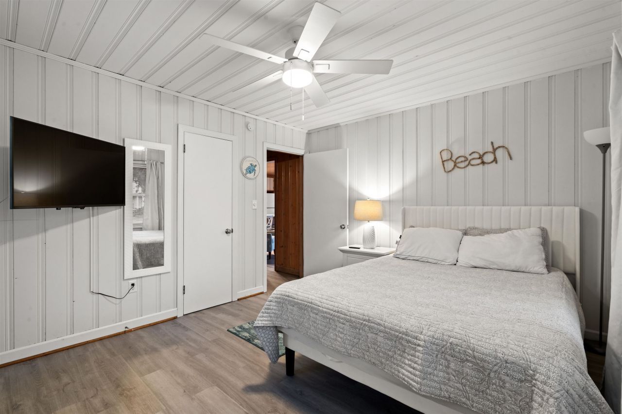 304 23rd Ave. N Photo 14