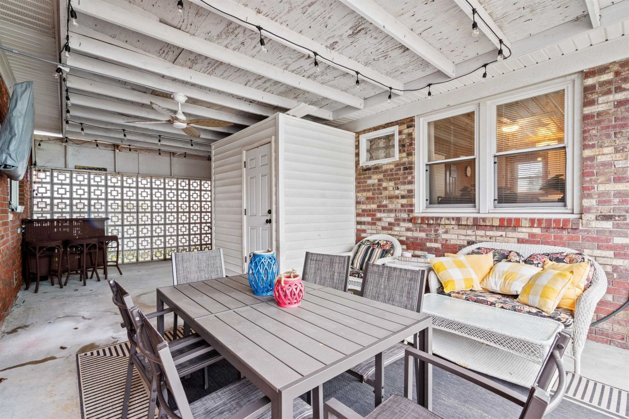 304 23rd Ave. N Photo 24