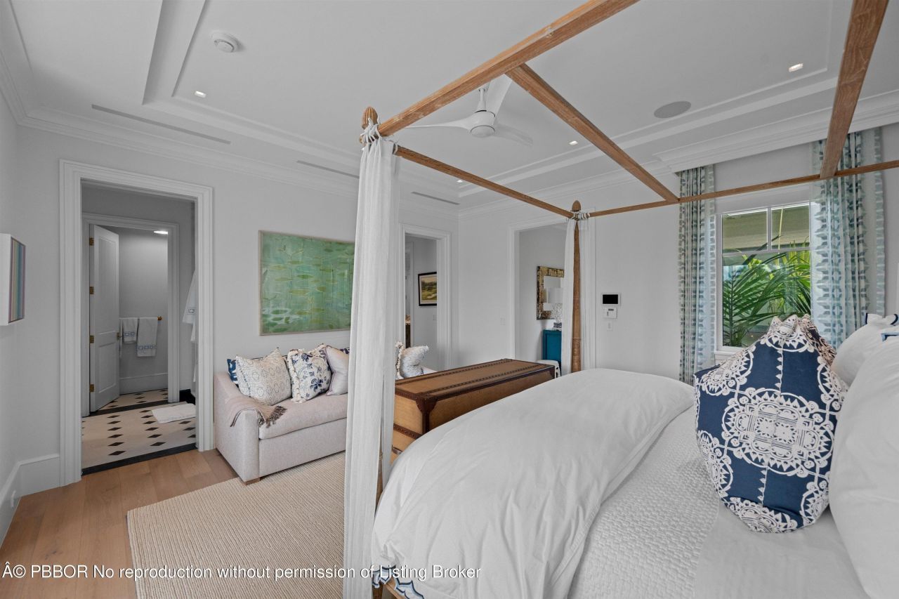 218 Brazilian Avenue, Unit *, Palm Beach, FL 33480 Photo