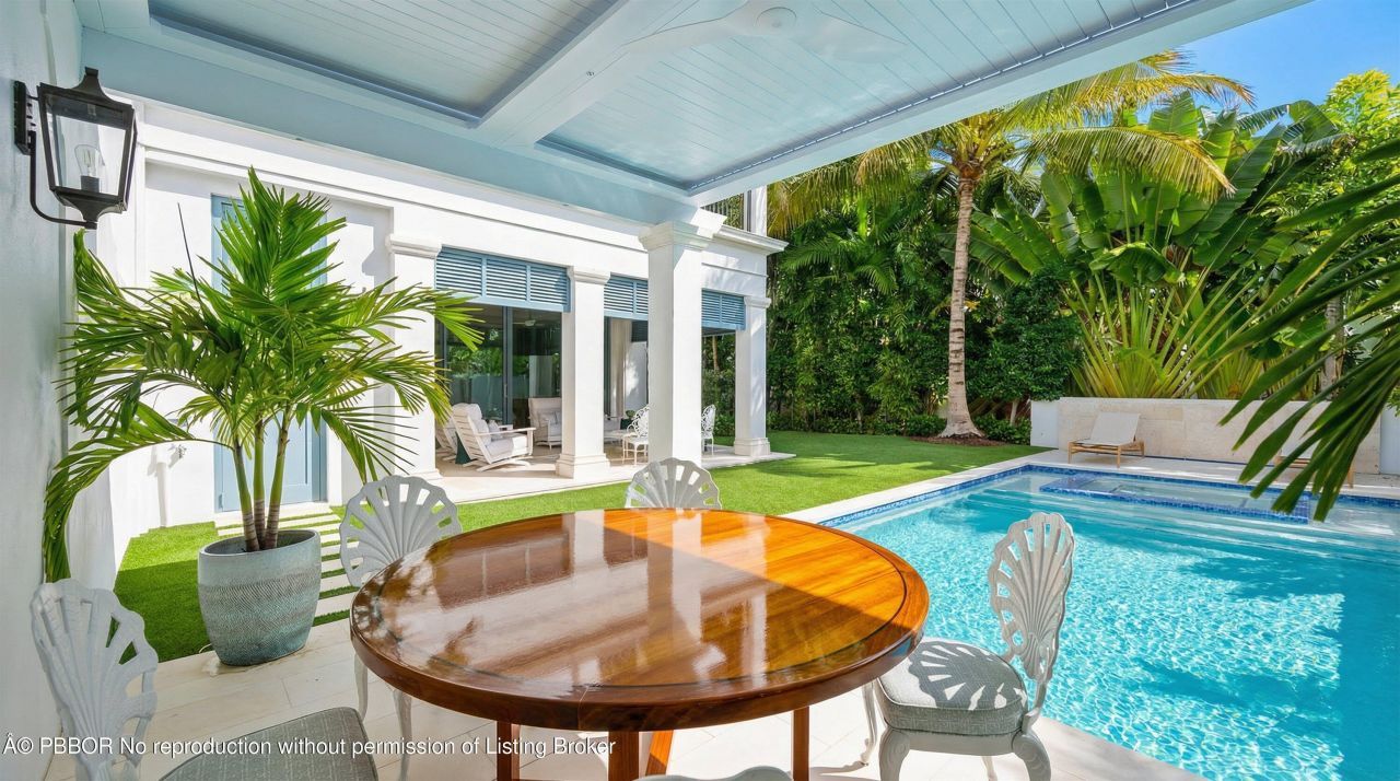 218 Brazilian Avenue, Unit *, Palm Beach, FL 33480 Photo