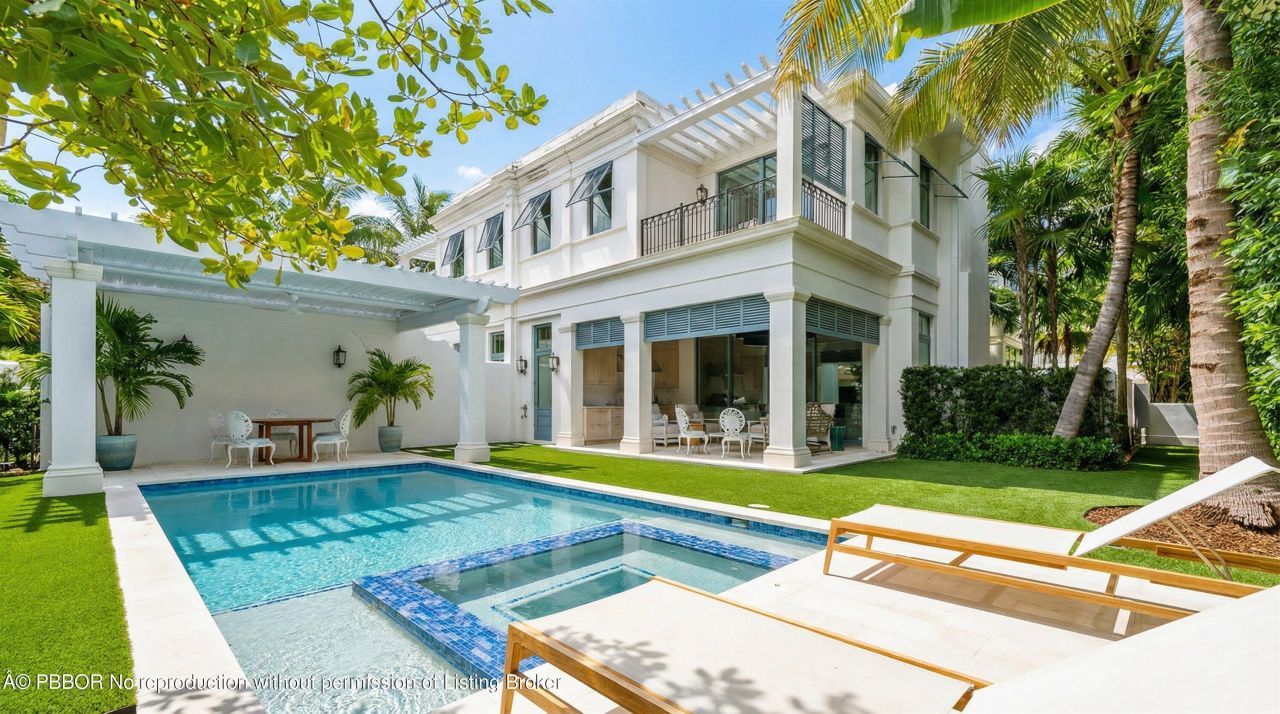 218 Brazilian Avenue, Unit *, Palm Beach, FL 33480 Photo