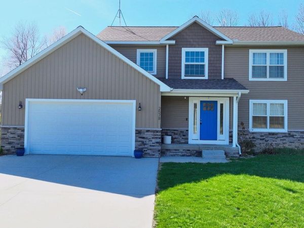 2578 White Pine, Mt Pleasant, MI 48858