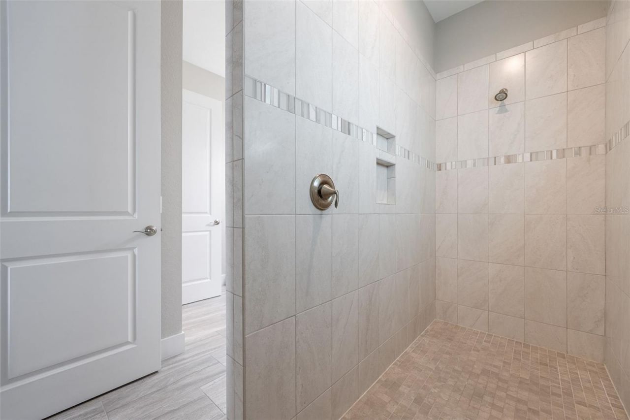 4214 NW 39th Lane, Cape Coral, FL 33993 Photo