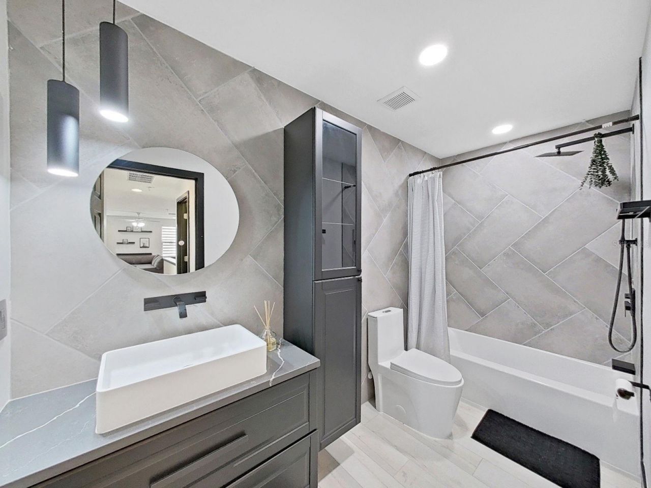 2202 Landside Drive, Valrico, FL 33594 Photo