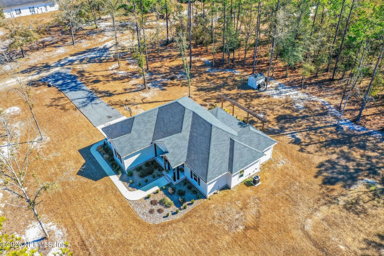 10690 S Runway Circle, Glen St. Mary, FL 32040 Photo