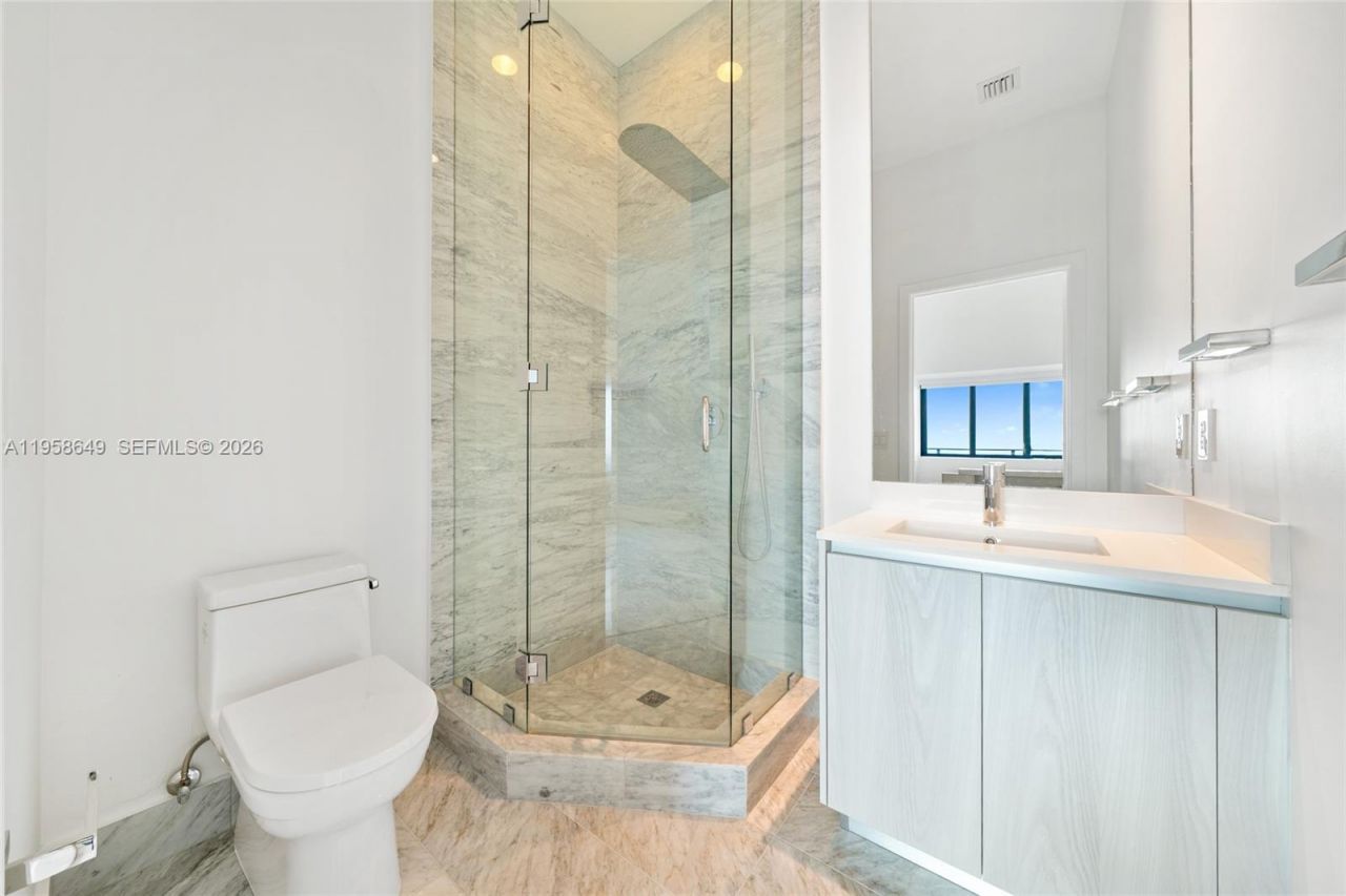 480 NE 31st St, Unit PH5101, Miami, FL 33137 Photo