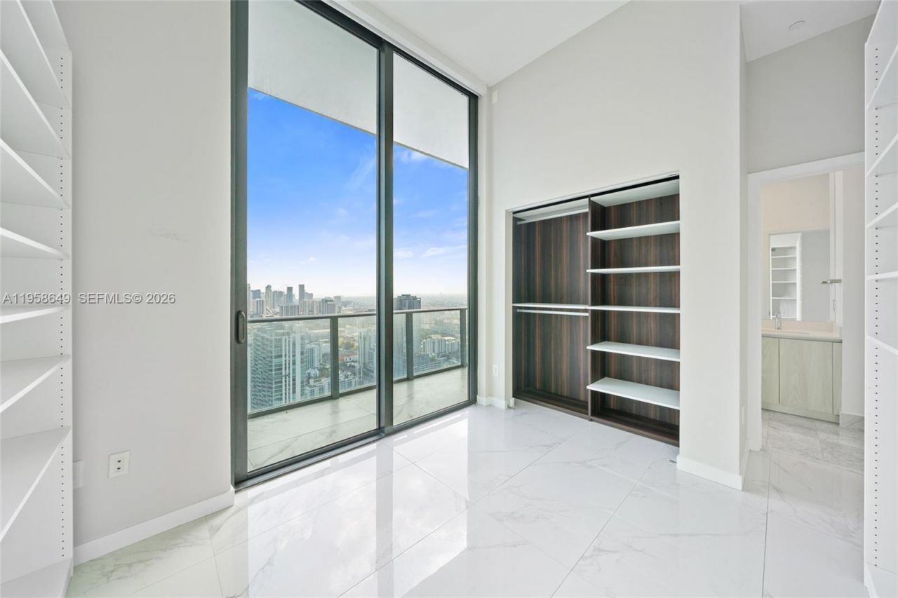 480 NE 31st St, Unit PH5101, Miami, FL 33137 Photo